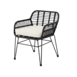 freepik__genera-una-imagen-hiperrealista-de-un-comedor-con-__49161