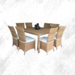 freepik__genera-una-imagen-hiperrealista-de-un-comedor-con-__48067