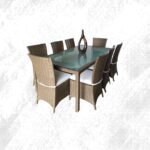 freepik__genera-una-imagen-hiperrealista-de-un-comedor-con-__78162