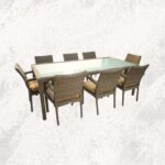 freepik__genera-una-imagen-hiperrealista-de-un-comedor-con-__78921