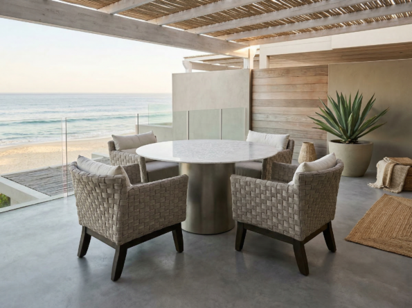 freepik__genera-una-imagen-hiperrealista-de-un-comedor-con-__91654