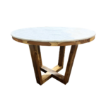 freepik__imagen-hiperrealista-de-comedor-en-terraza-interio__43755