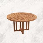 freepik__genera-una-imagen-hiperrealista-de-una-mesa-en-la-__80329