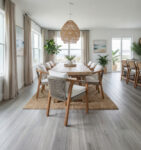 freepik__genera-una-imagen-hiperrealista-de-una-silla-en-un__80332