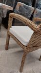 freepik__silla-de-textura-natural-en-perspectiva-34-comedor__34632