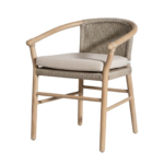 freepik__genera-una-imagen-hiperrealista-de-un-comedor-en-u__62205