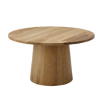 freepik__genera-una-imagen-hiperrealista-de-un-comedor-en-u__51434