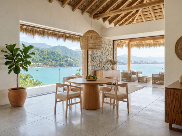 freepik__genera-una-imagen-hiperrealista-de-un-comedor-en-u__19048