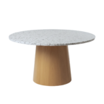 freepik__genera-una-imagen-hiperrealista-de-un-comedor-en-u__51435